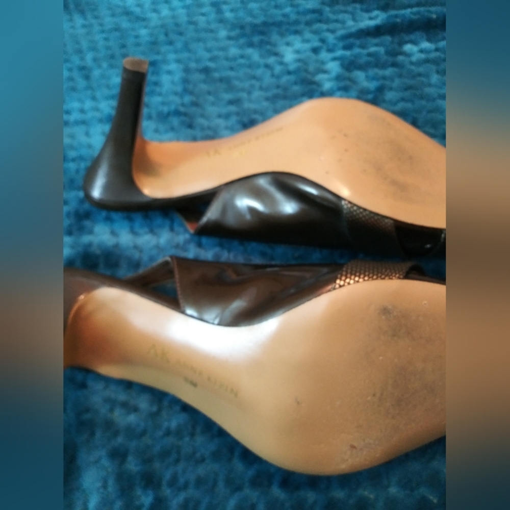 Anne Klein Metallic Heels - Picture 5 of 6